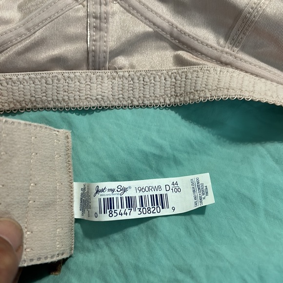 Just My Size NWOT Beautiful Bra - Picture 6 of 6